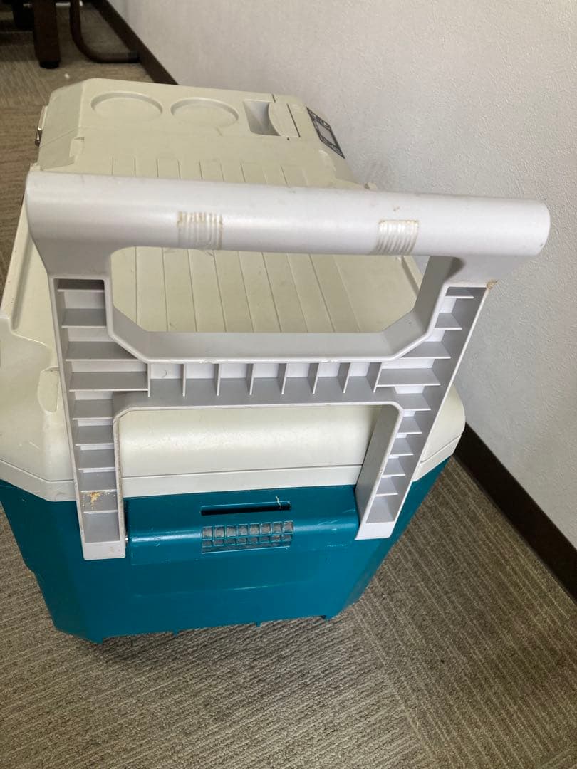 makita マキタ　保冷温庫　CW180D
