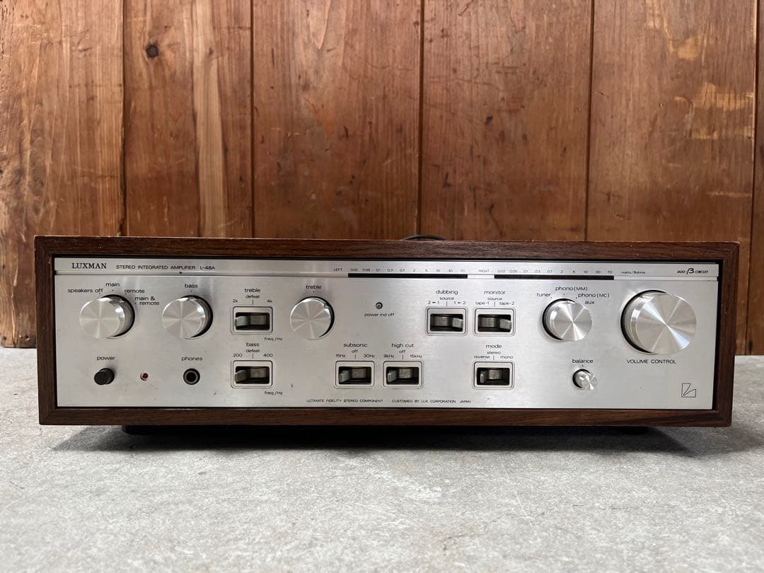 片チャンネルしか音出ません。LUXMANプリメインアンプL-48A
