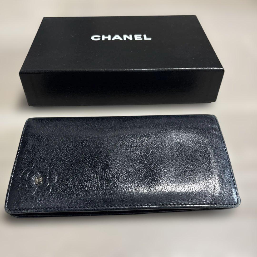 【CHANEL】カメリア 二つ折り長財布 レザー ブラック（シャネル）