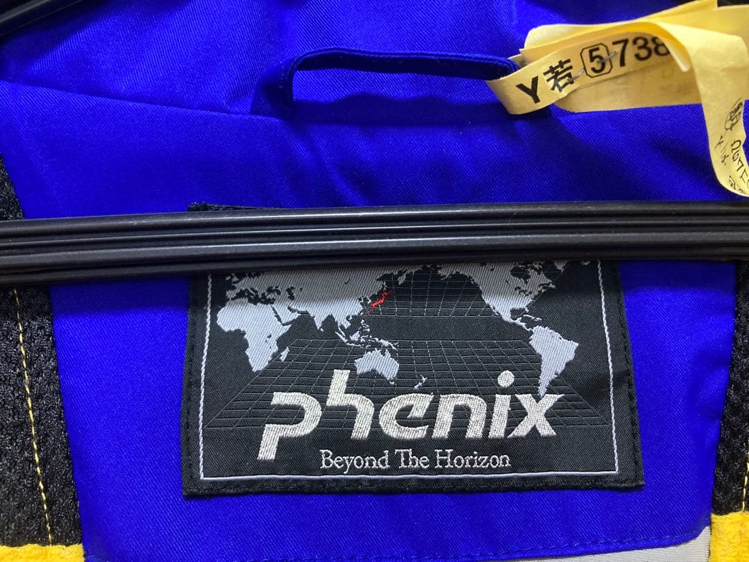 Phoenixのスキーウェア上だけです。