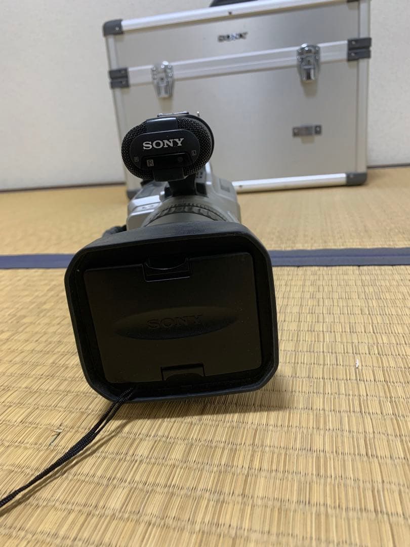 【動作OK】付属品多数　SONY　Handycam　DCR-VX2000