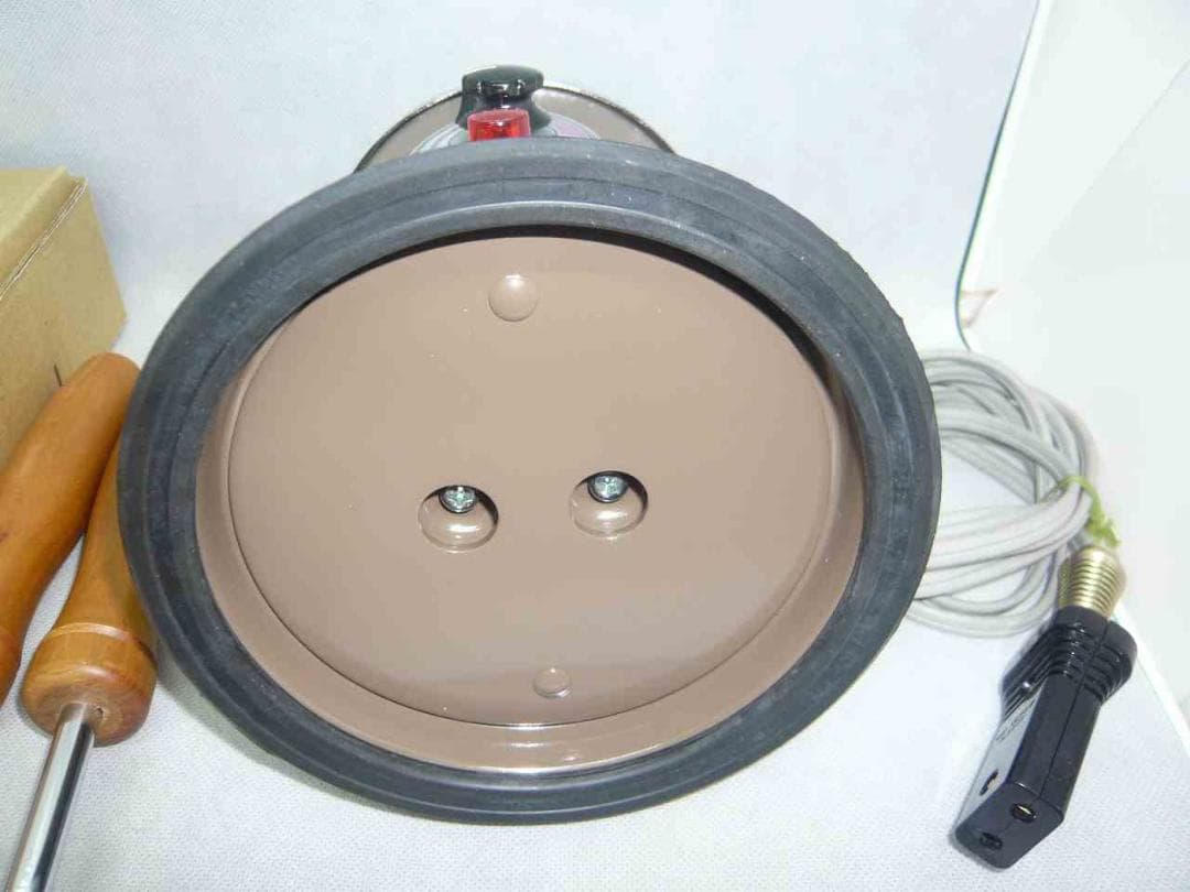 ③タキイ和裁電化鏝　ランプ付　和裁こて　 和裁コテ　鏝２本付　未使用保管品