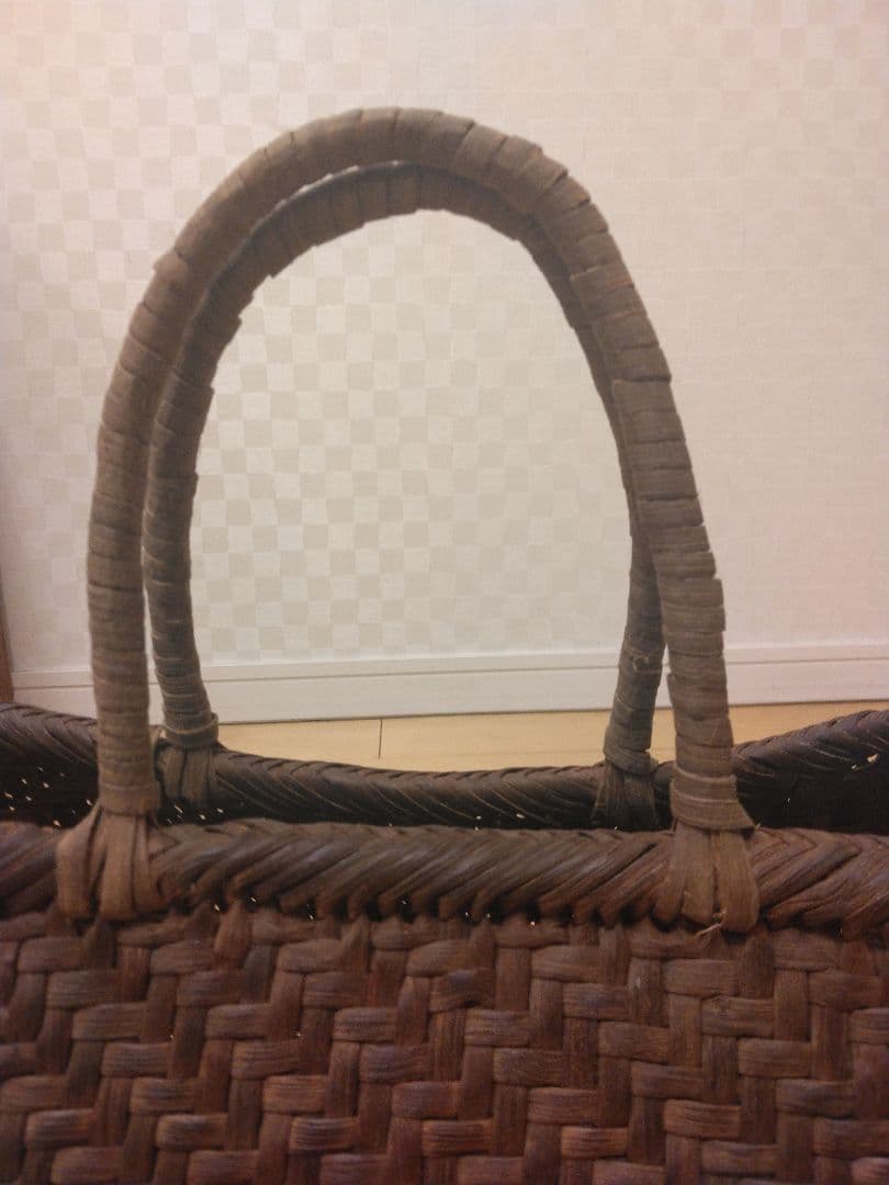 【商品】国産　山ぶどう手提げかご