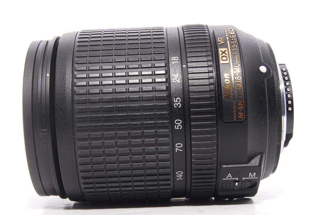 ほぼ未使用Nikon AF-S DX 18-140mm F3.5-5.6G VR