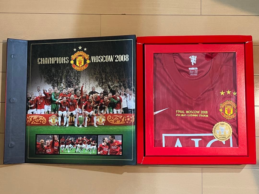 マンチェスター・U 2008年CLファイナル ユニフォーム記念セットサイン入り