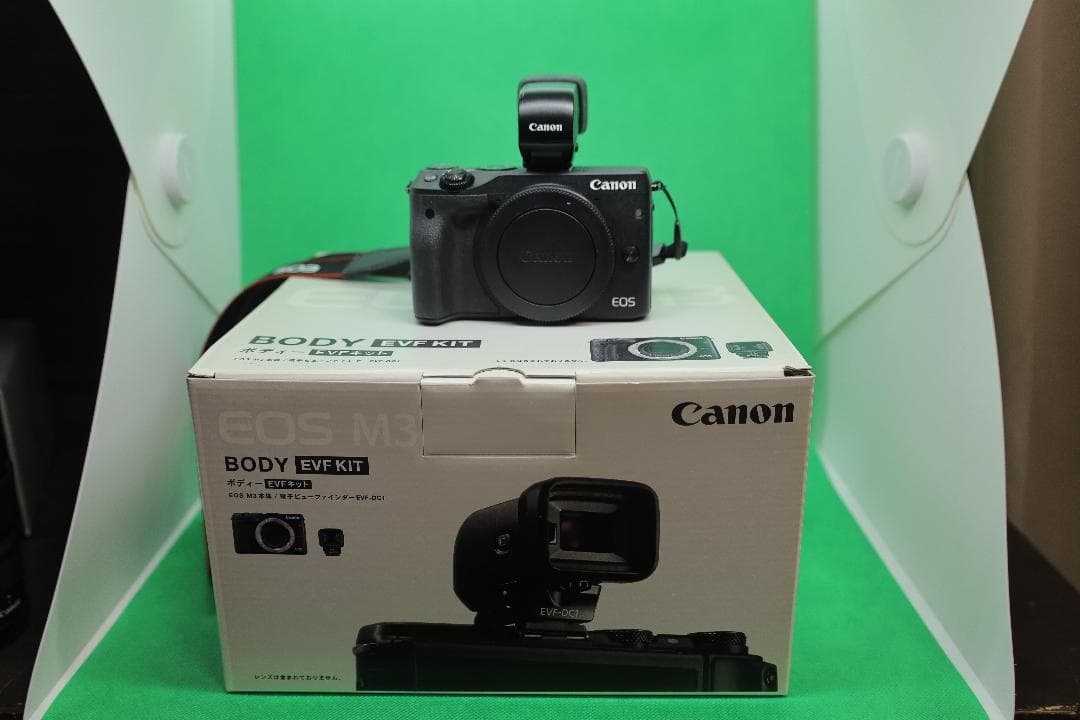 Canon EOSM3　EVFとズーム2本セット