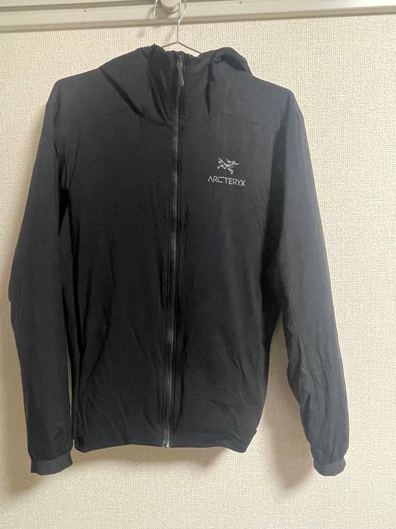 ARC'TERYX アトムフーディ　XS ブラック