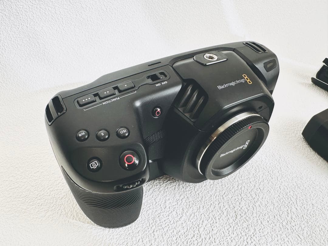【値下中】Blackmagic Pocket Cinema Camera 4K