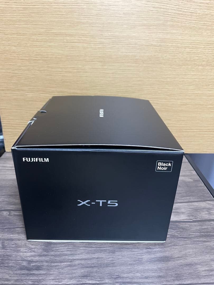 FUJIFILM X-T5 ブラック 本体と付属品