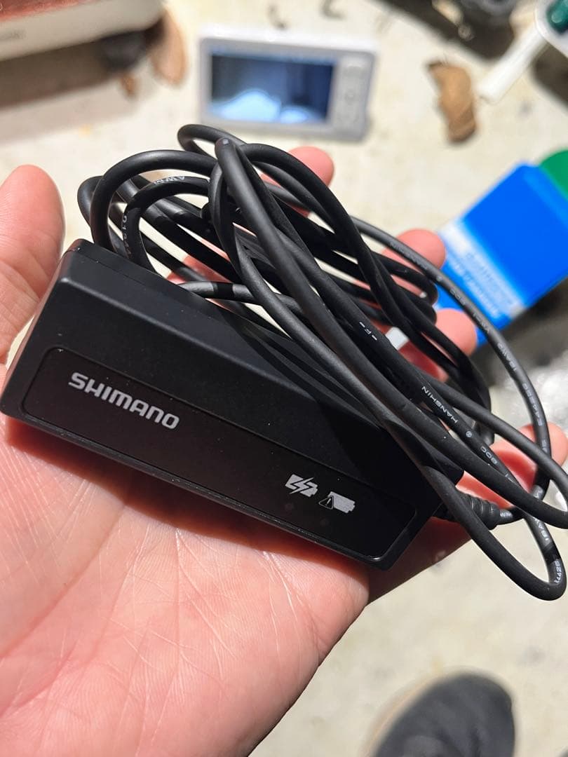 ほぼ新品 di2 2025年式 バッテリー SM-BCR2