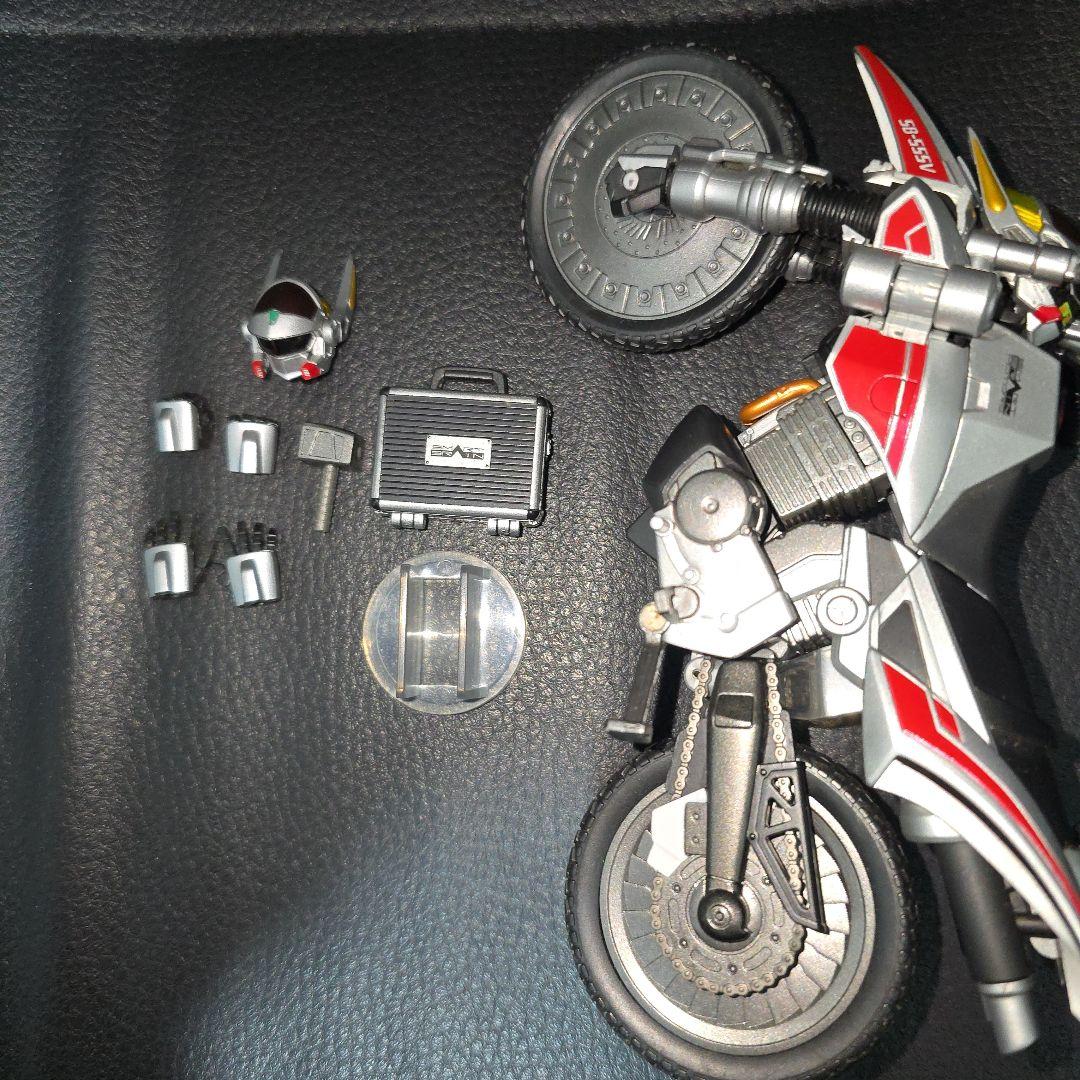 フィギュアーツ オートバジン