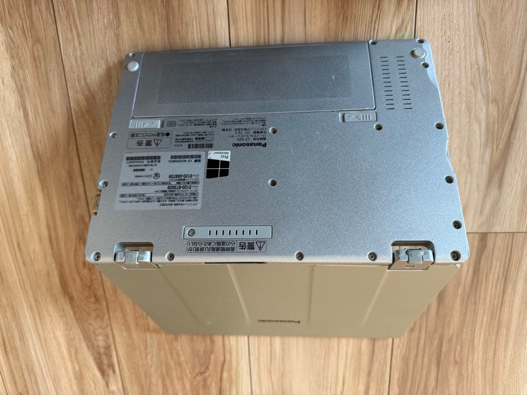 Office2021&WIN11 超軽量745ｇ10.1 型タブレットCF-RZ