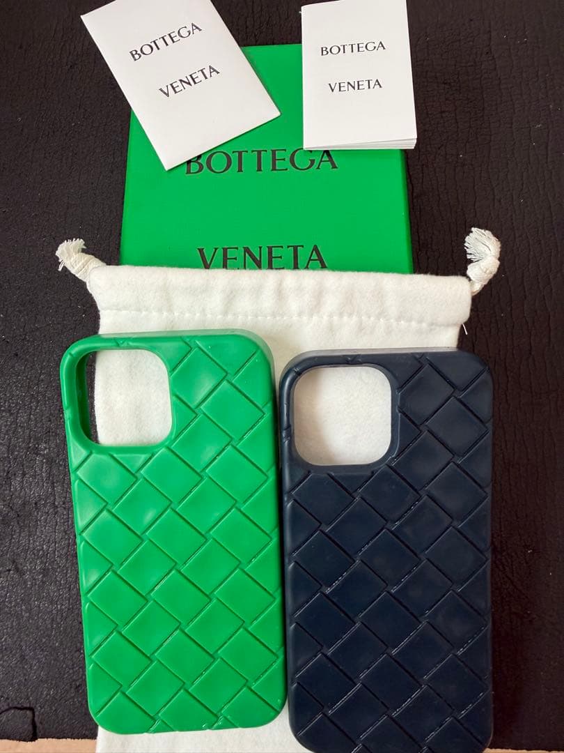 ボッテガ　iPhone13promaxケース　2個セット