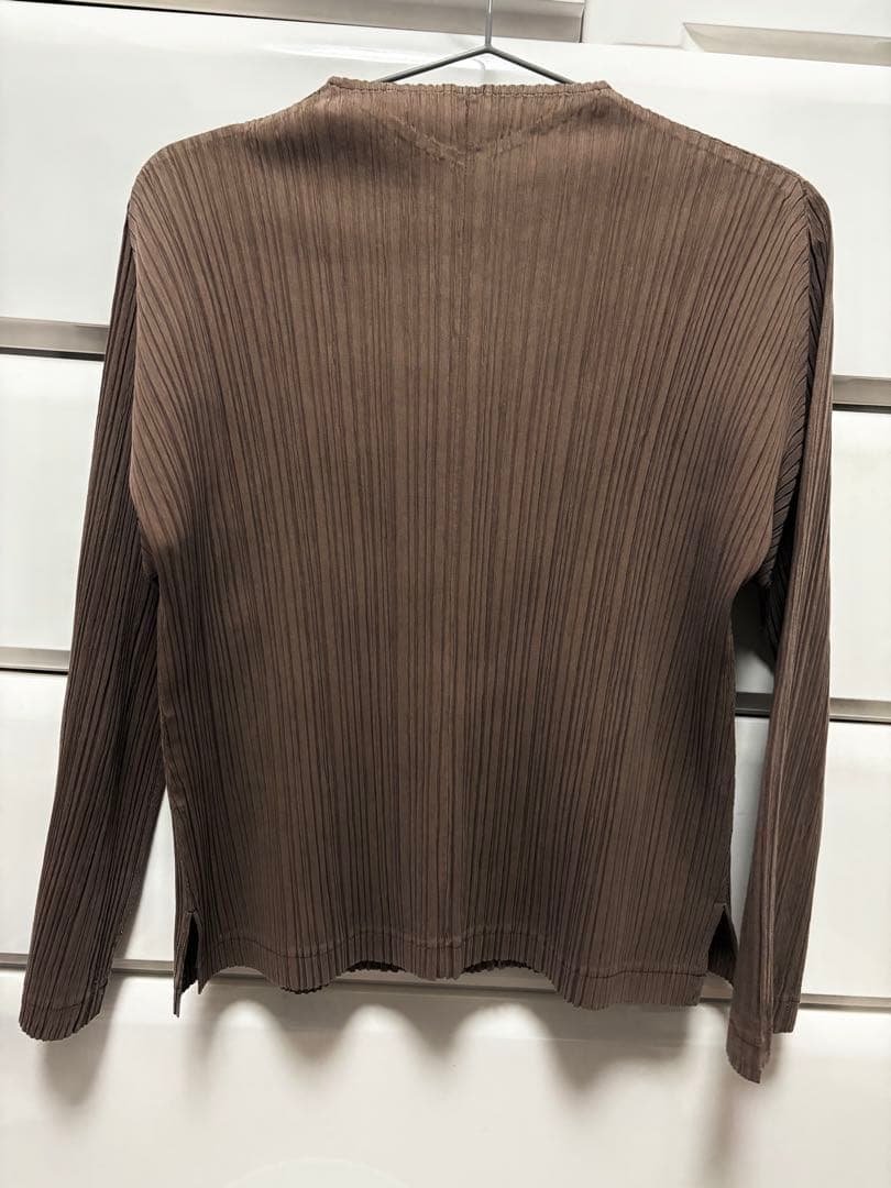 お値下げ✴︎プリーツプリーズ　長袖トップス