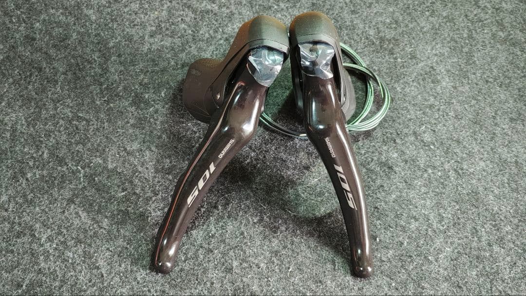 未使用 シマノ 105 ST-R7000 シフトレバー 11速 機械式