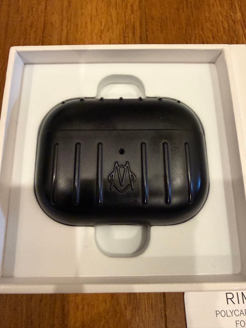 RIMOWA ポリカーボネート AirPodsケース ブラック