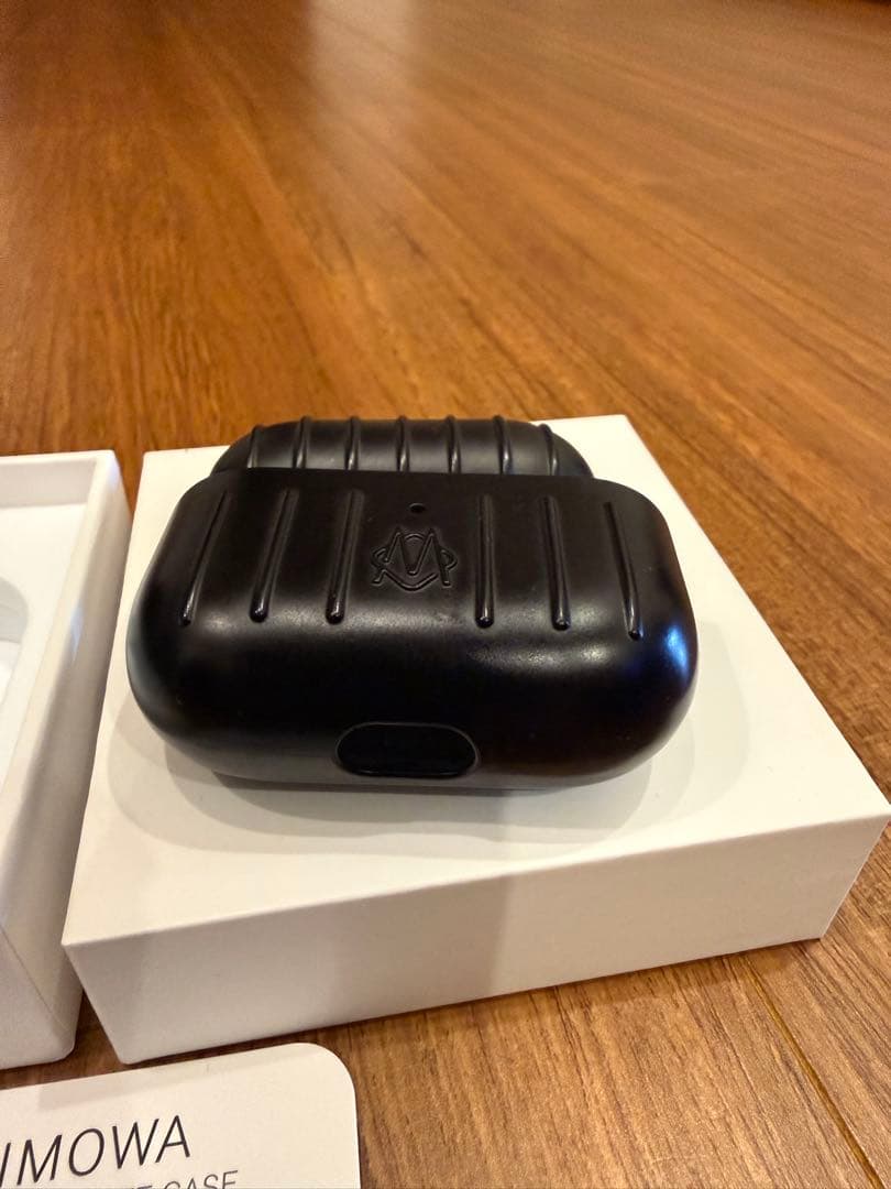 RIMOWA ポリカーボネート AirPodsケース ブラック