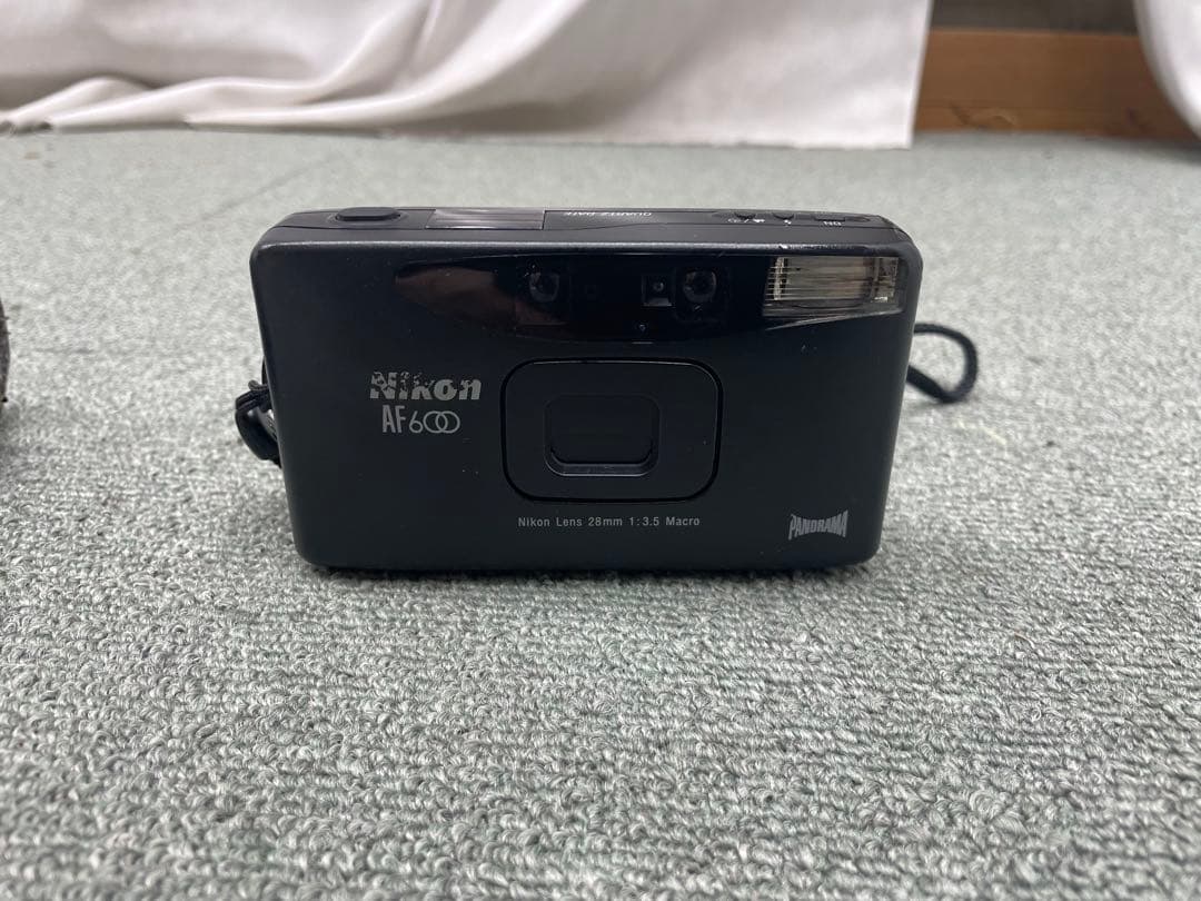 Nikonニコン AF600 QUARTZ DATE
