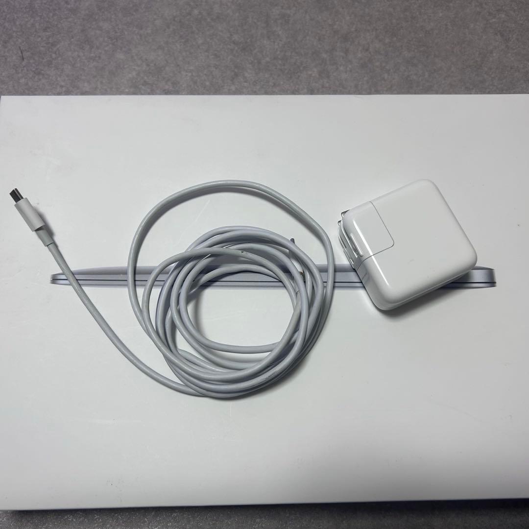 MacBook Air M1 2020 8GB美品 箱付