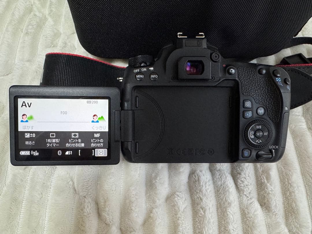 Canon EOS 9000D デジタル一眼レフ　レンズキット