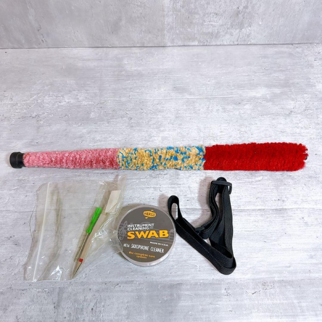 Heinrich アルトサックス シルバー 管楽器 ケース付属 彫刻