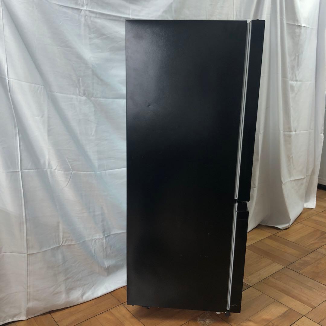 【極美品】アイリスオーヤマ　ノンフロン冷凍冷蔵庫　IRSD-13A　25年製　O