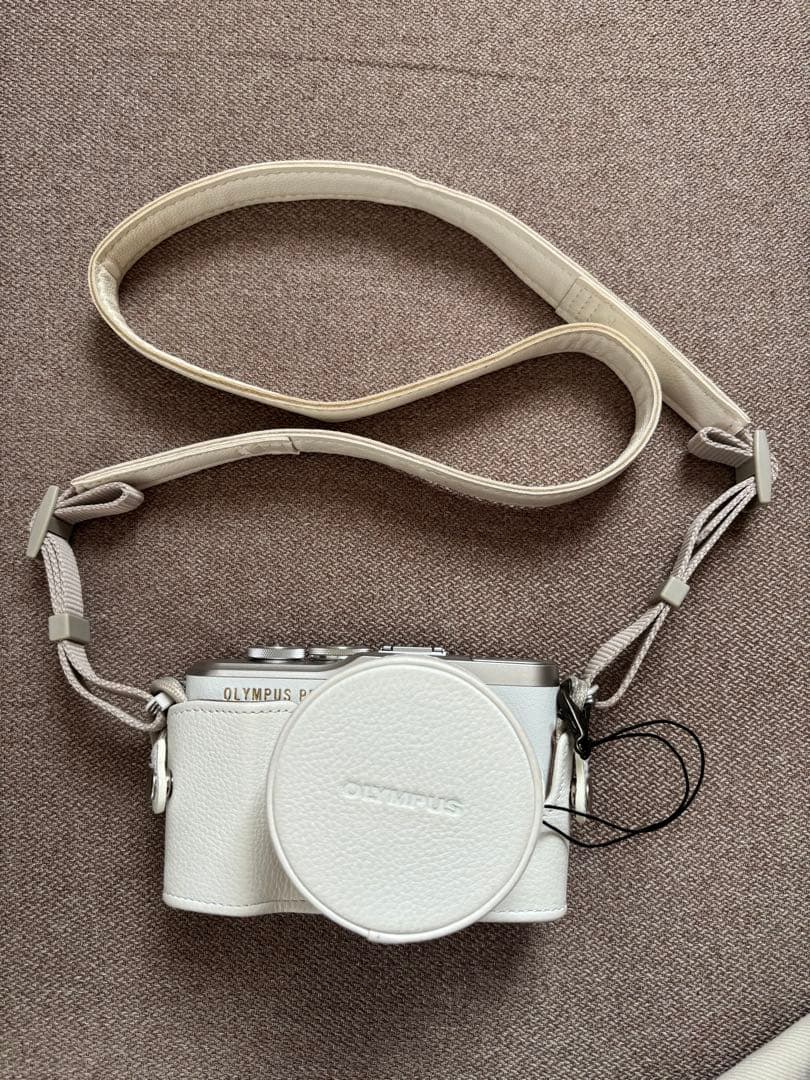 OLYMPUS PEN E-PL9ミラーレス一眼カメラ