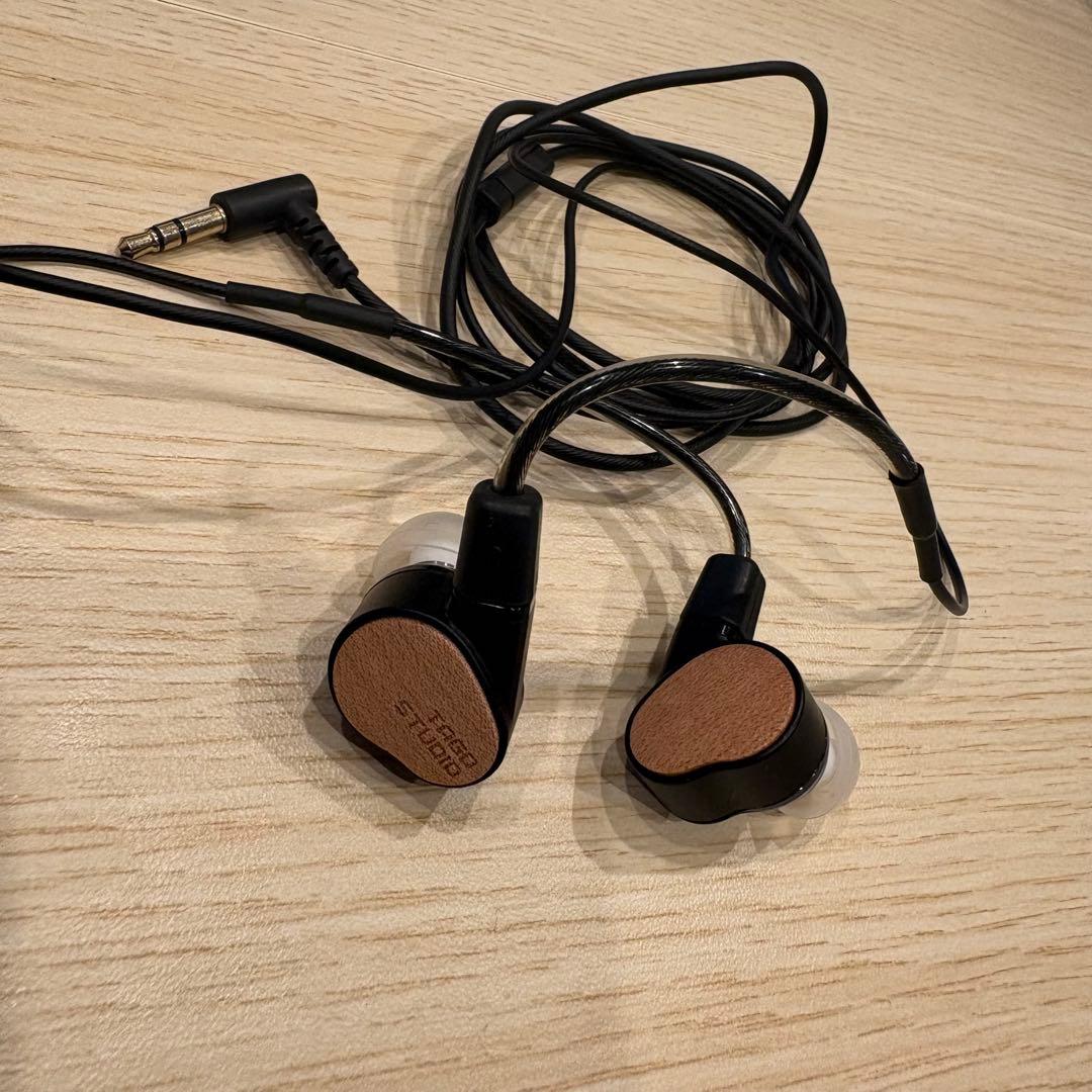 イヤホン TAGO STUDIO TAKASAKI T3-02