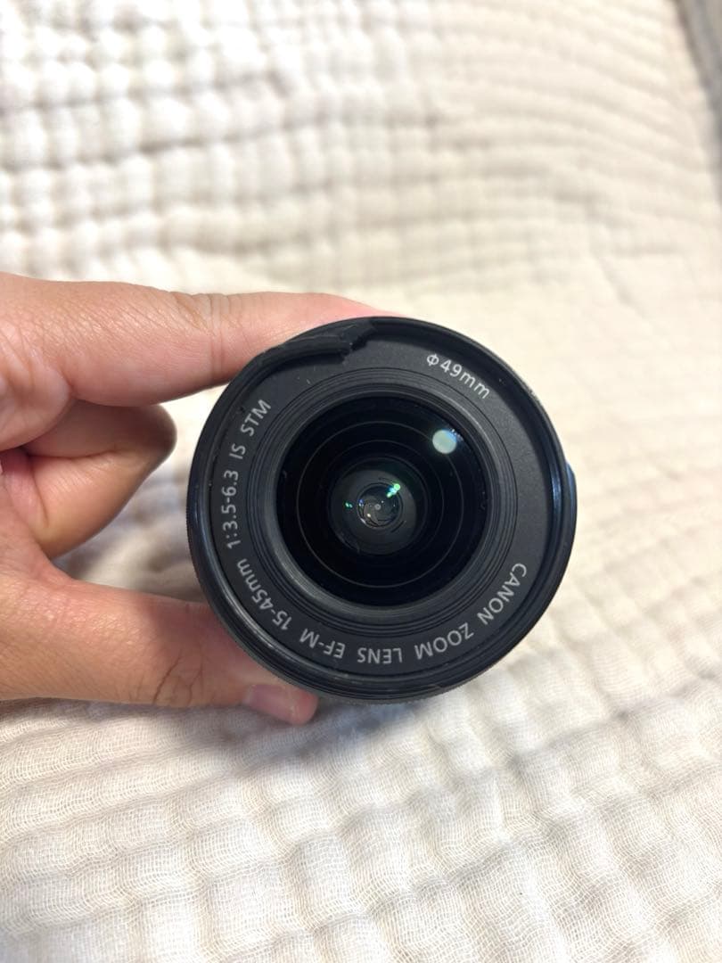 【美品】Canon ミラーレス一眼カメラ EOS M100 ＋単焦点レンズ