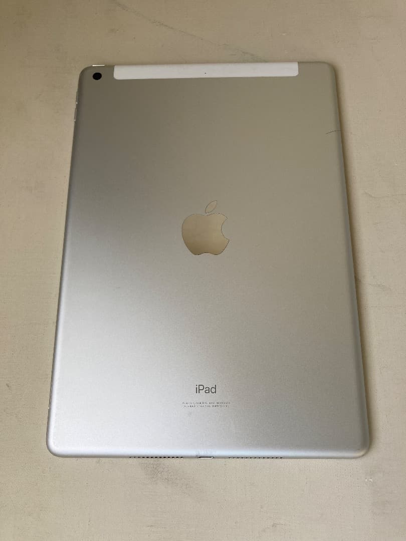 【ジャンク】iPad 第8世代 起動不可 アクティベーションロック解除済み