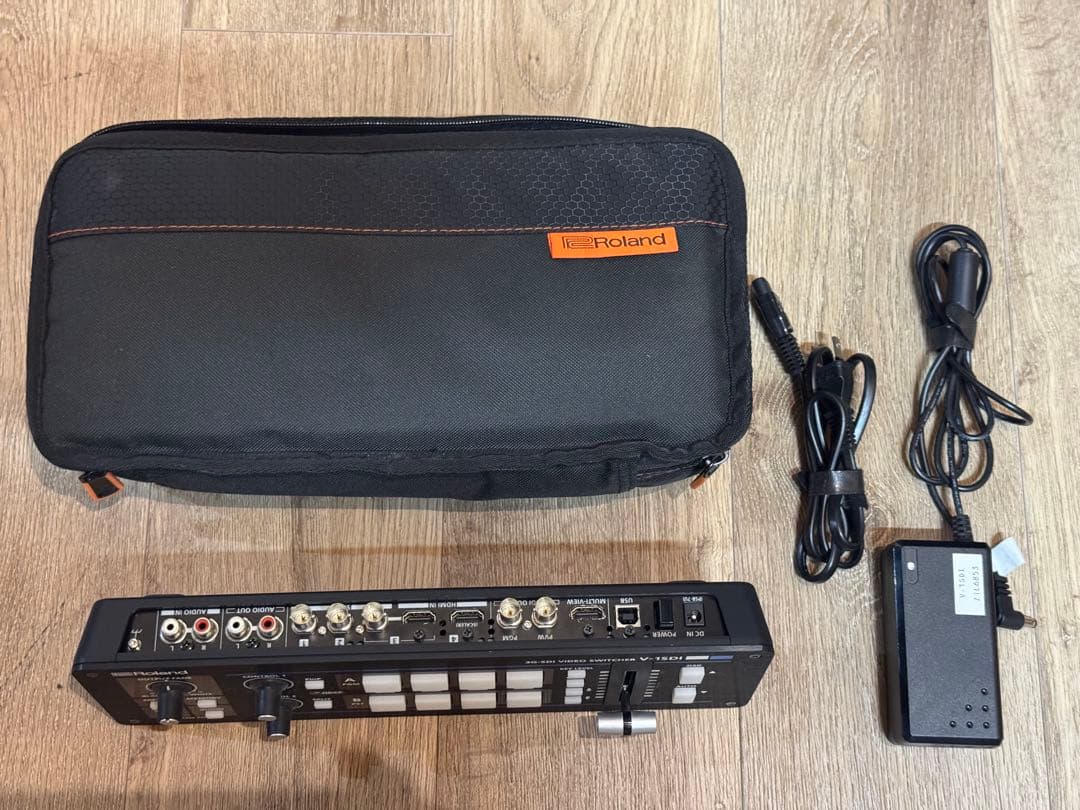 Roland V-1SDI HDビデオスイッチャー