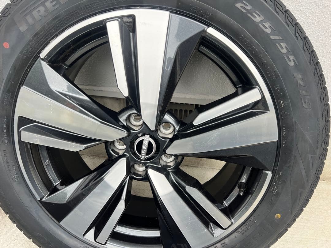 日産エクストレイルt33 19インチスタッドレスホイールセット　スタッドレス新品