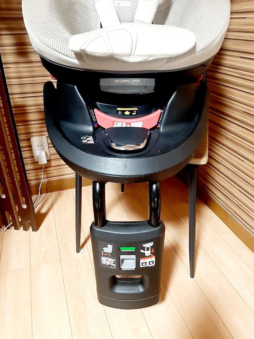 AILEBEBE エールべべ クルット5sグランス　チャイルドシート