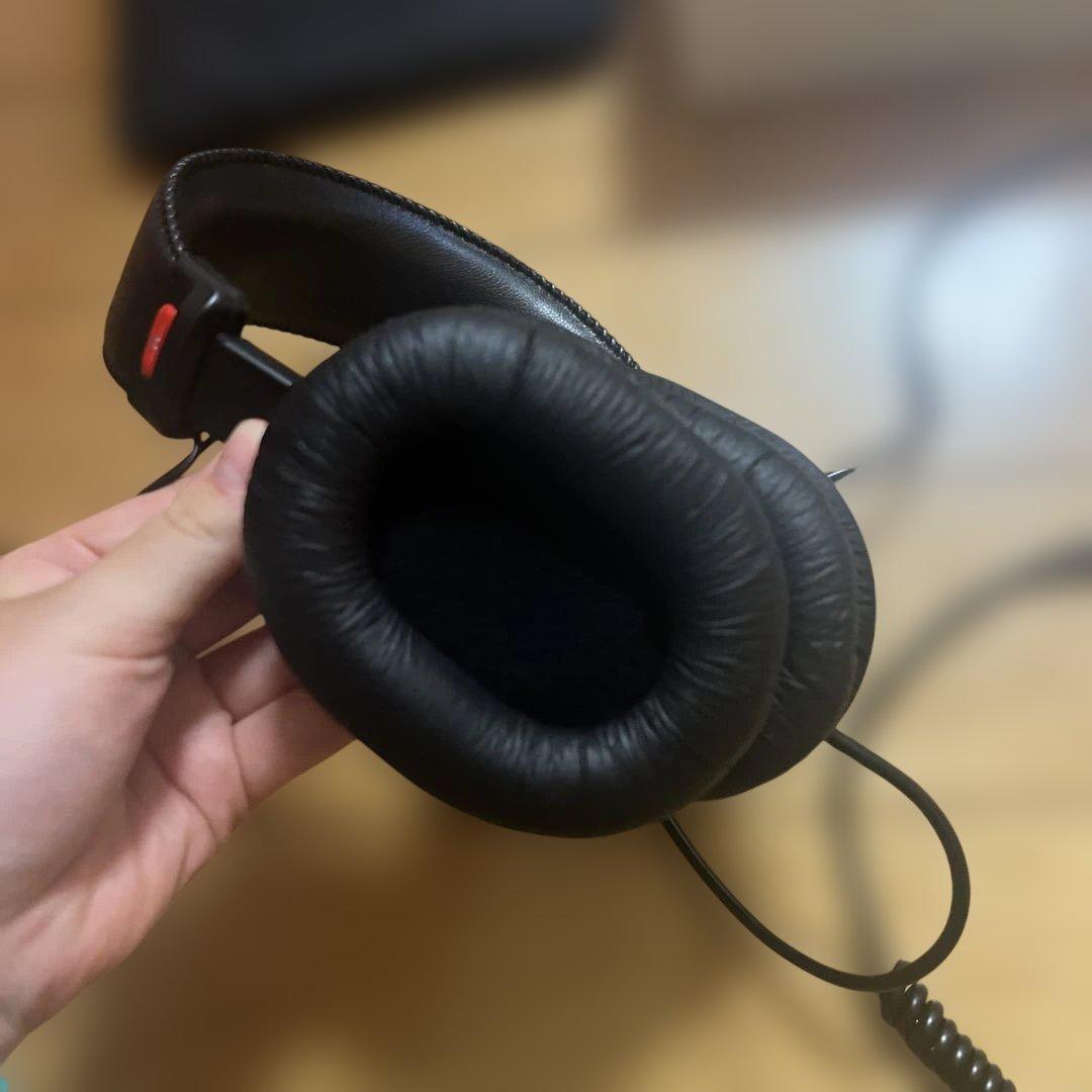 SONYヘッドフォン　MDR-7506