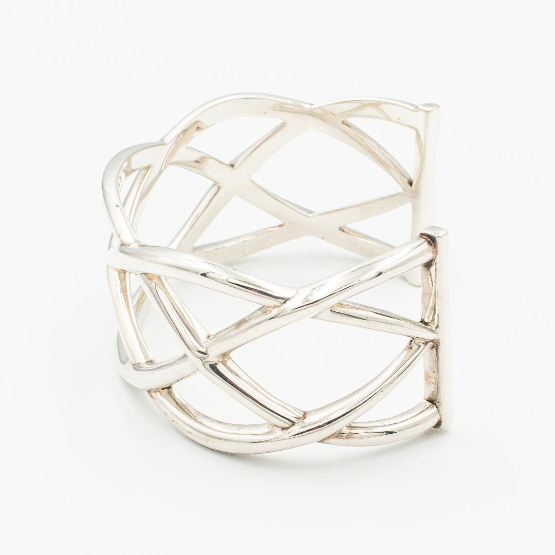 ティファニー ケルティック ノット ワイド カフ バングル シルバー