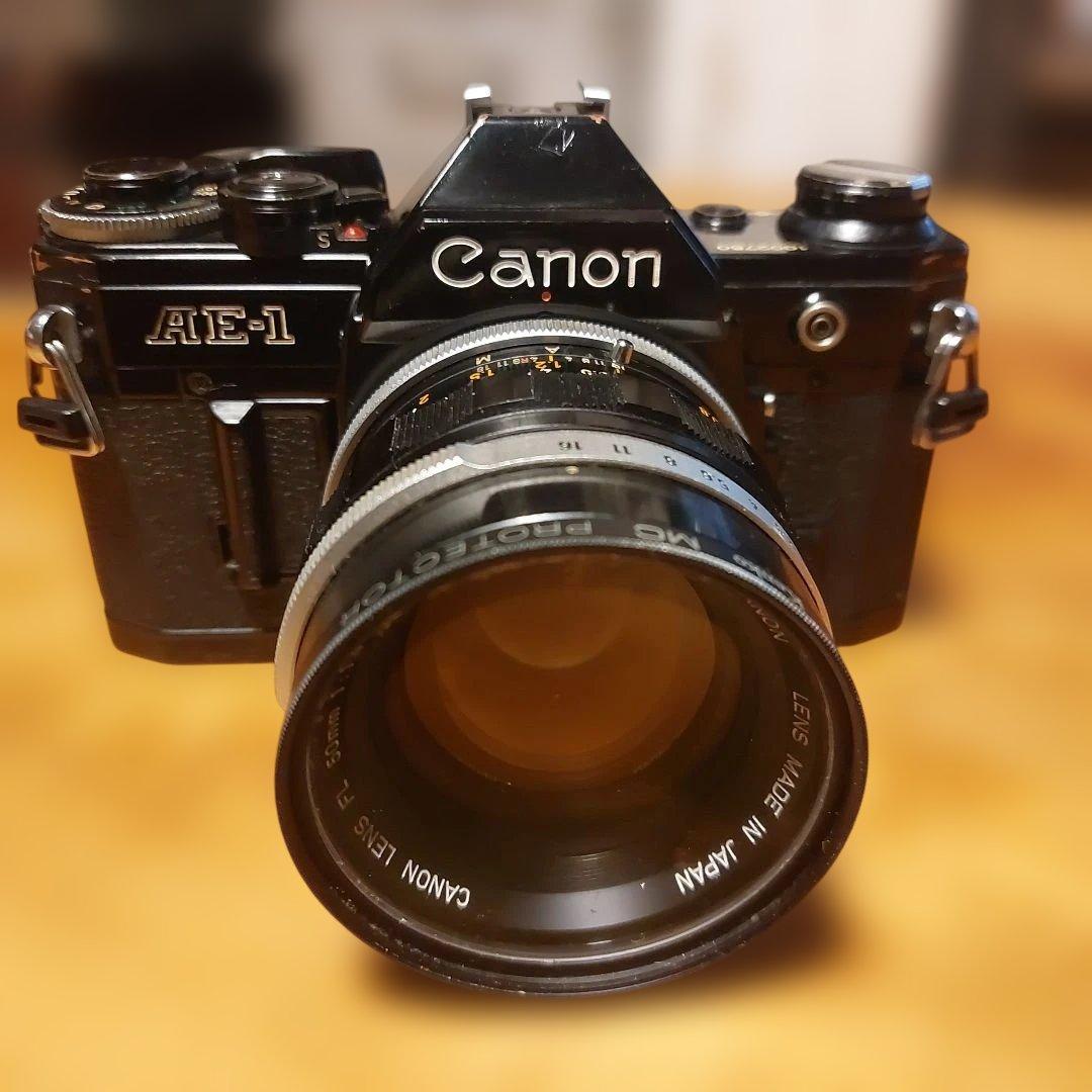 Canon AE-1 一眼レフカメラ 35mmフィルム