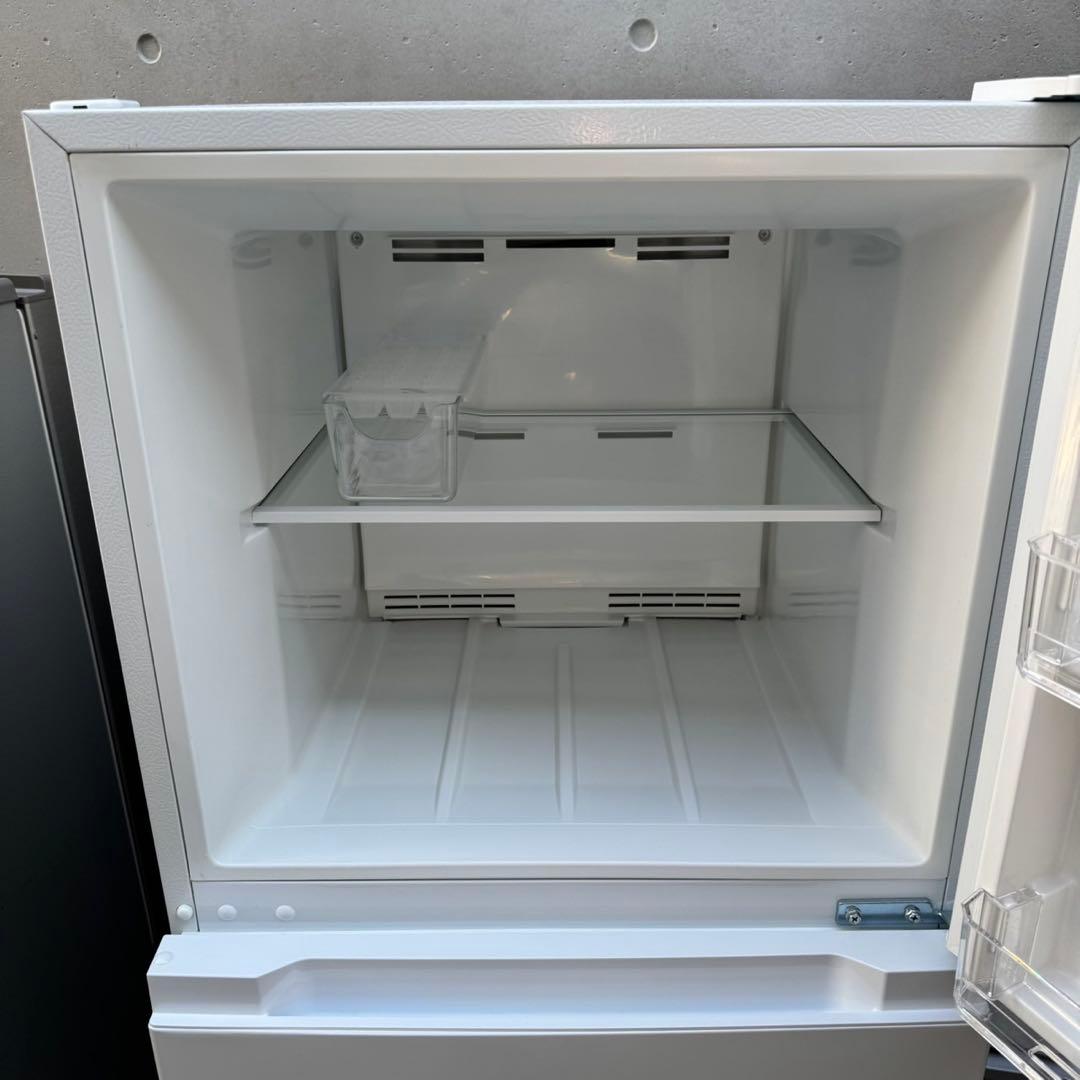 138⭐️2022年製★ヤマダ電機　冷蔵庫　大型　2ドア　ホワイト　一人暮らし