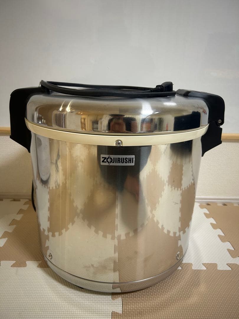 象印　ZOJIRUSHI　業務用　保温ジャー　４升　飲食店　THS-C80A