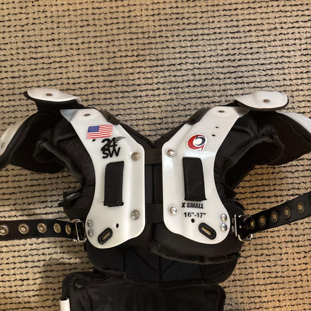 Douglasショルダーパッド CP24swブラック/ホワイトXS