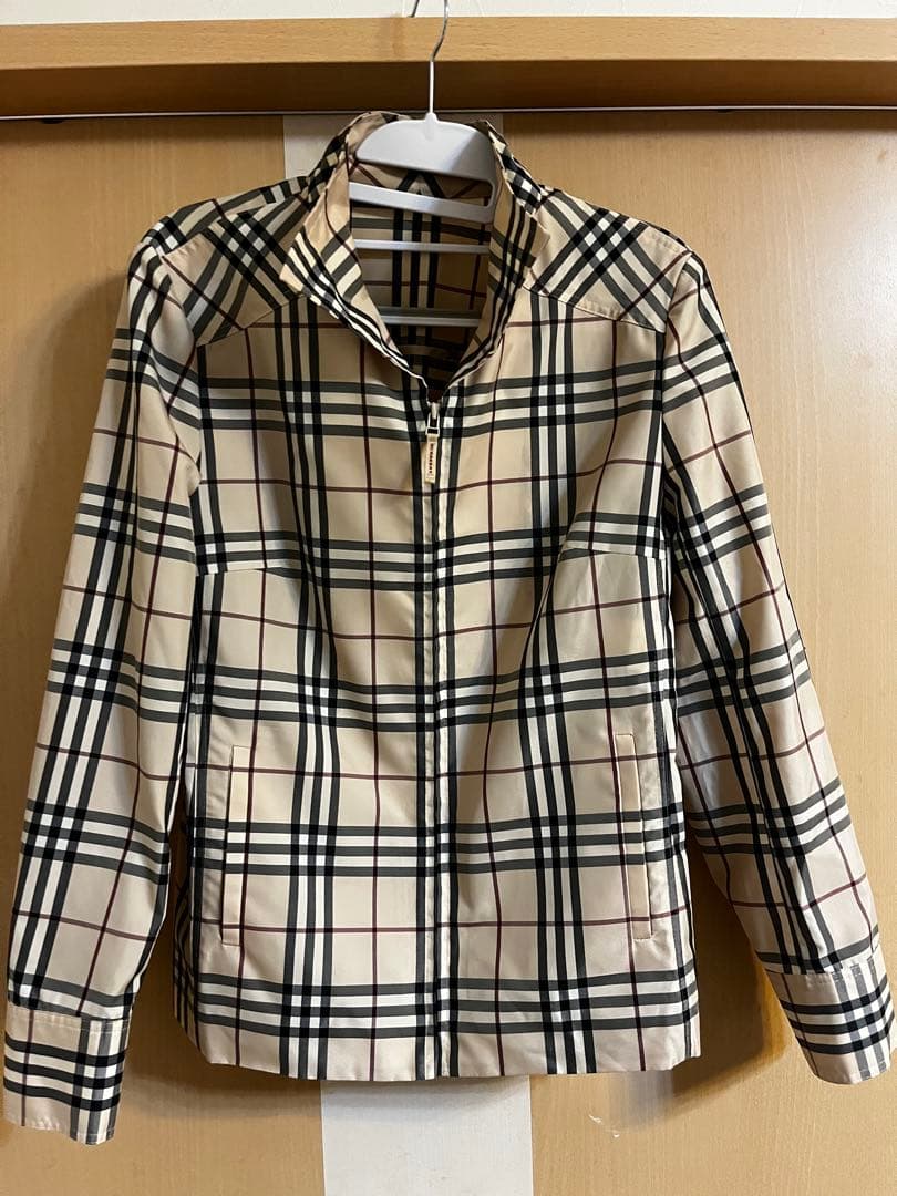 バーバリー　レディース　薄手ナイロンジャケット　40 三陽商会