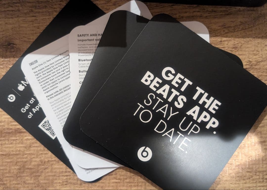 Powerbeats Pro ホワイト ワイヤレスイヤホン 充電器なし