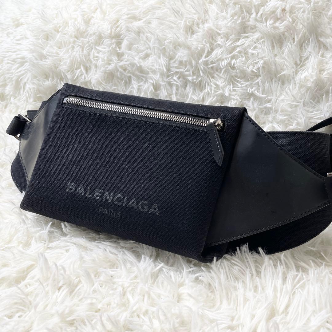 【美品】バレンシアガ ネオリフト ウエストポーチ キャンバス レザー 黒