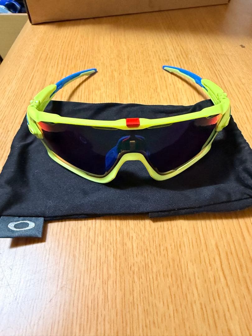 く*ん様 【美品】Oakley サングラス ジョウブレイカー　最終値下げ