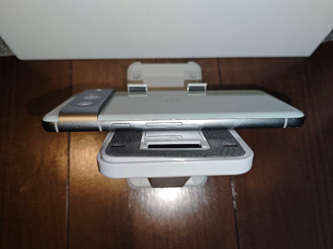 Google Pixel 8 128GB＋ケース付き