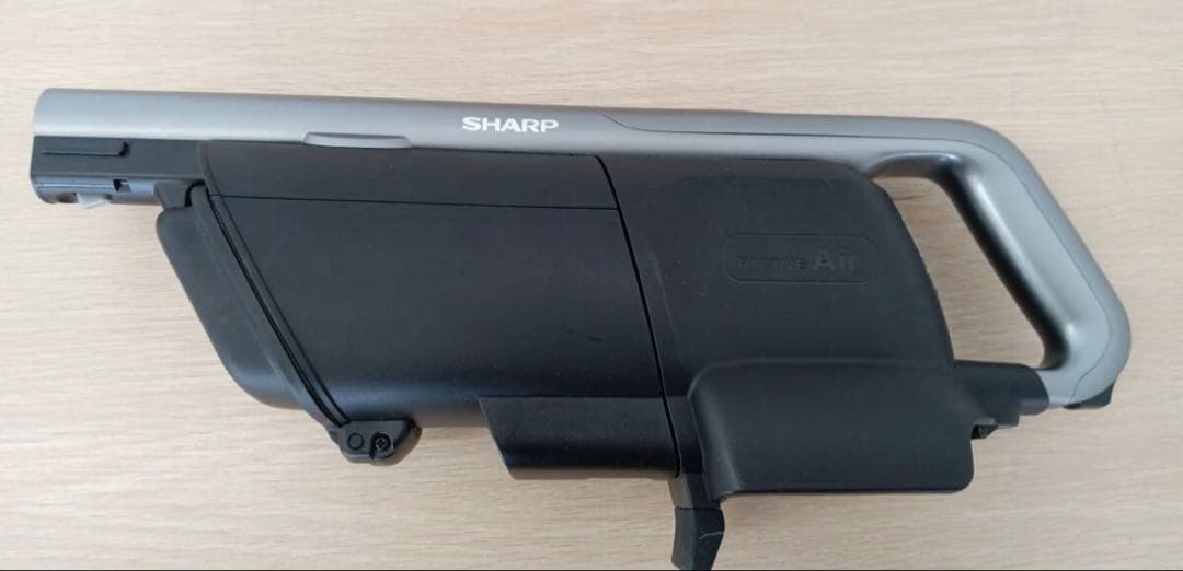 シャープ コードレススティック　ラクティブエア EC-KR1-B スタンド付き