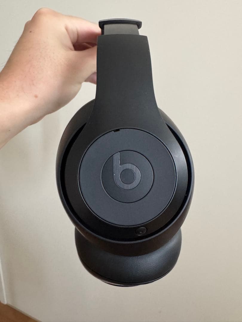 Beats Studio Pro ノイズキャンセリングヘッドフォン
