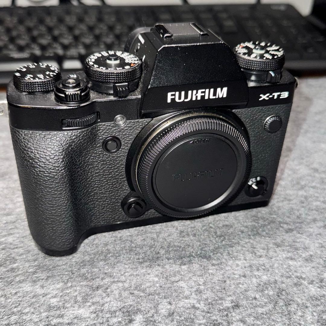 ゆ*様 【付属品多数】FUJIFILM X-T3 本体+レンズ付き