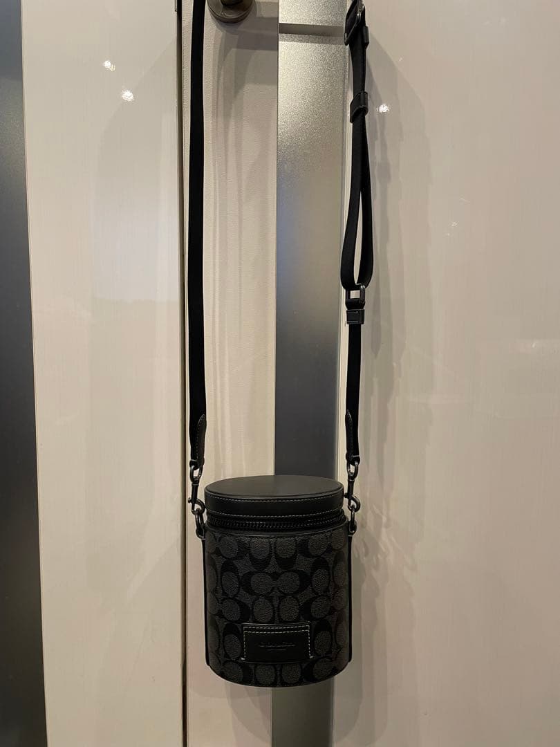 coachのショルダーバック、バスケットタイプ