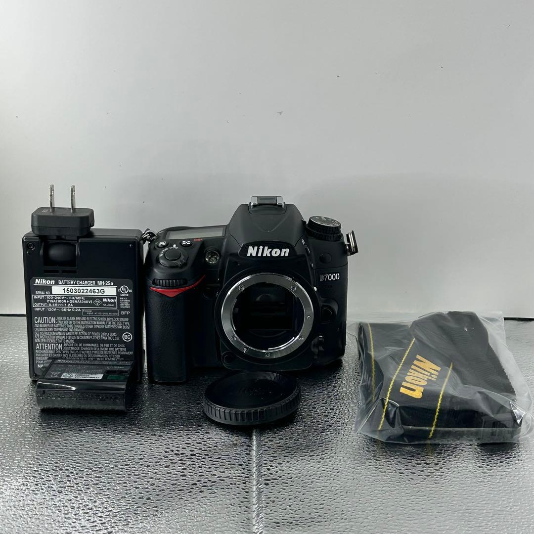 ■S数4719枚■ Nikon ニコン D7000 デジタル一眼レフカメラ