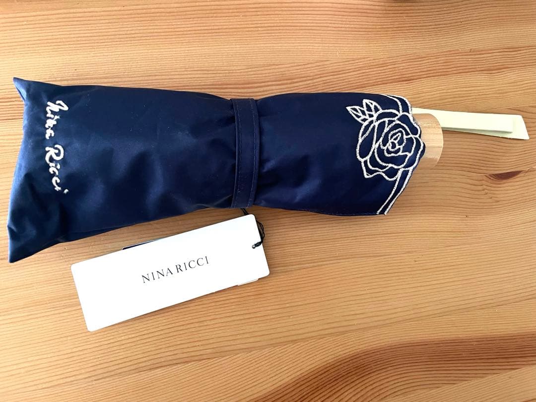 NINA RICCI ネイビー 日傘　晴雨兼用(新品未使用)